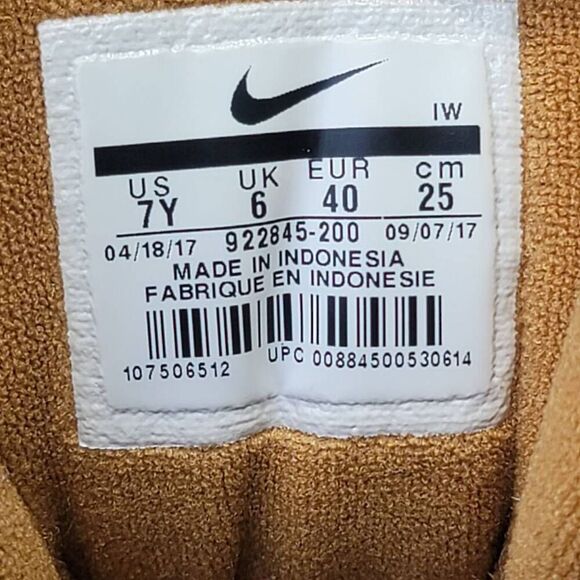 Nike Air Jordan More Uptempo - Men's shoes - Size 7 - Picture 11 of 11